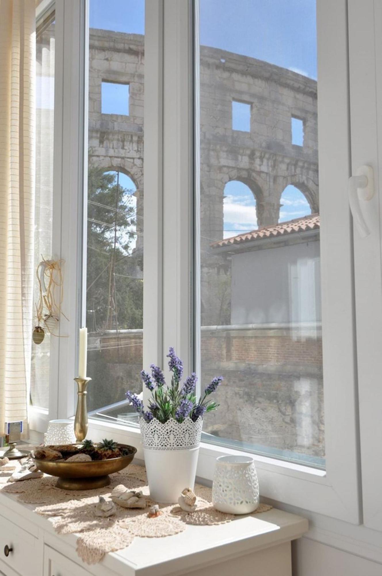 Amphiteater Art Apartman Pula Extérieur photo