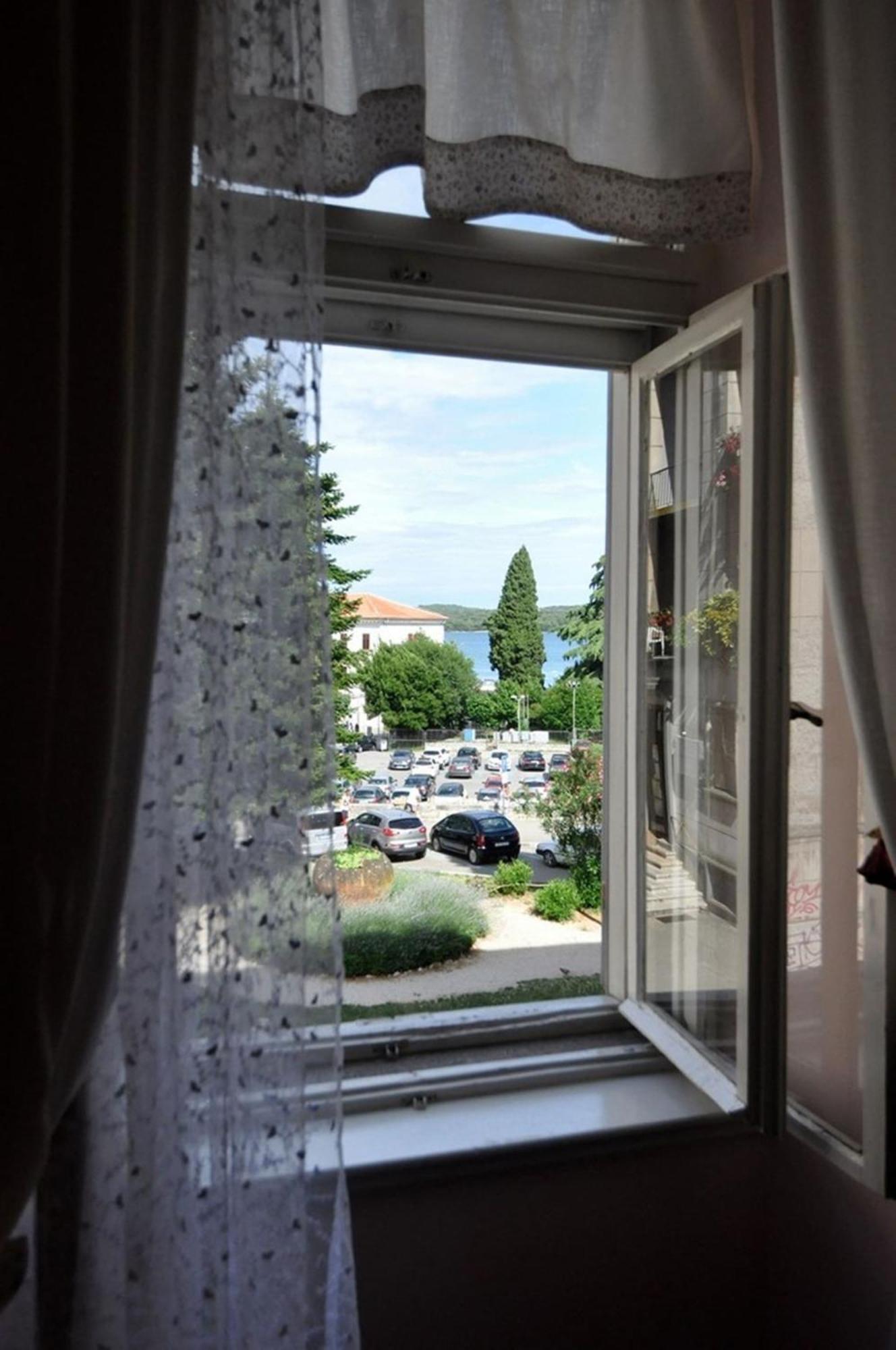 Amphiteater Art Apartman Pula Extérieur photo